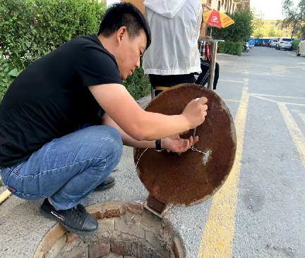 拓普索尔智慧井盖.png